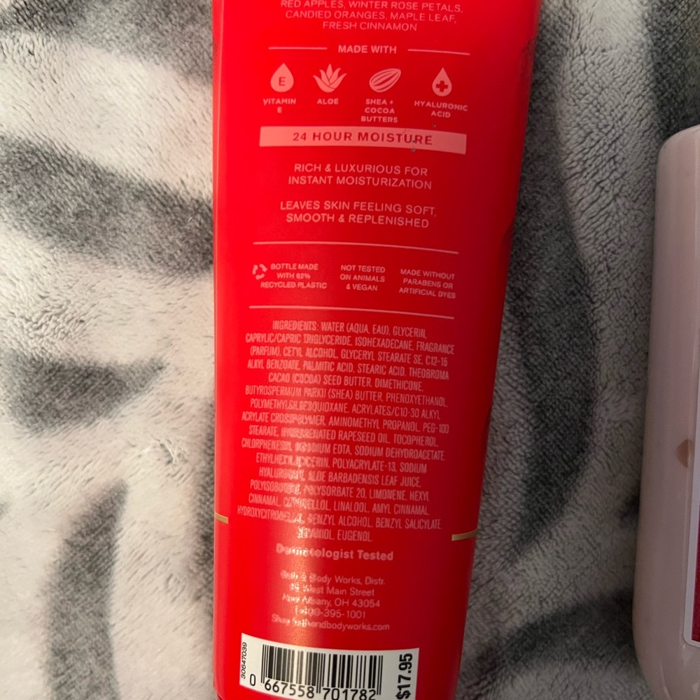 NEW Winter Candy Apple Bath and Body Works lotion and Body Cream Set 2023, 2022 - Picture 4 of 5